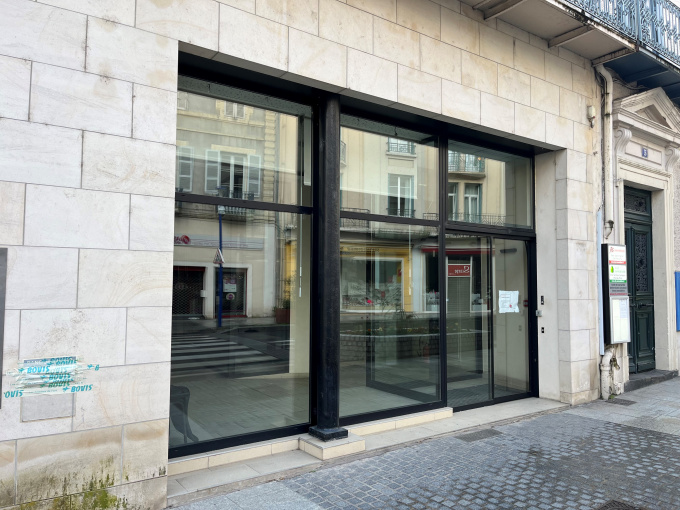 Location Immobilier Professionnel Local commercial Montluçon (03100)